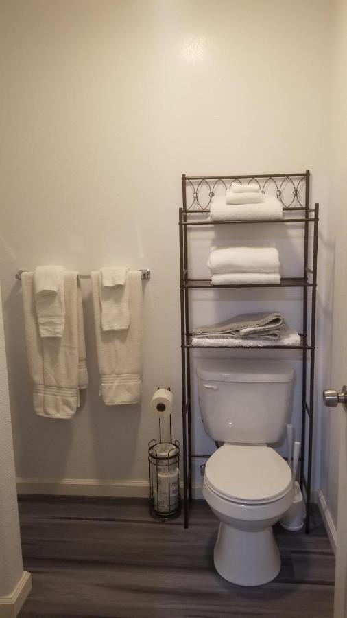 #4 New! Cozy Private Studio! Self Checkin Studio Apt Keaau Exterior photo